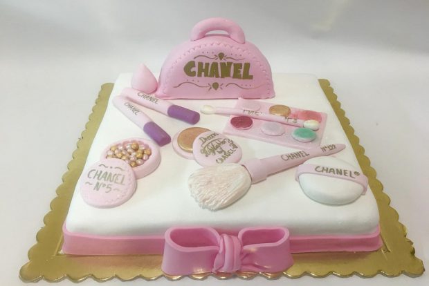 Birthday cake chanel