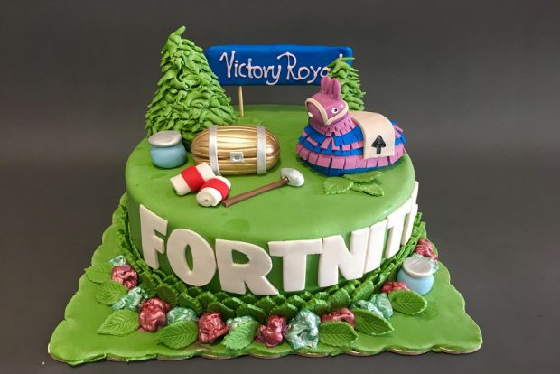 Birthday cake fortnite