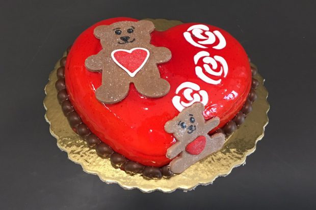 Valentine's Day Cake-16