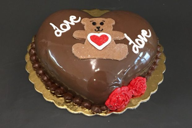 Valentine's Day Cake-17