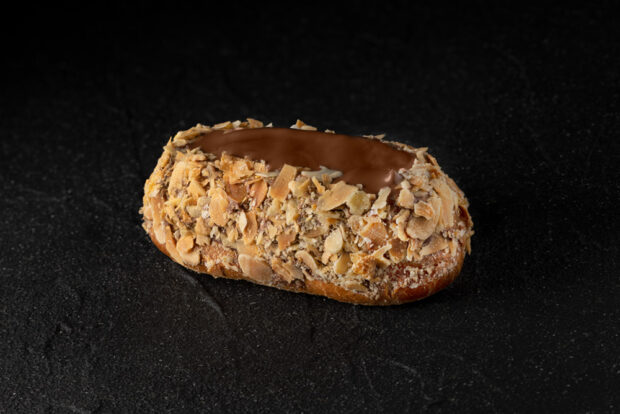 Eclair chocolate
