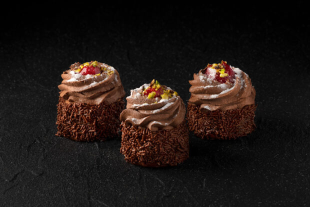 Round Black Forest mini
