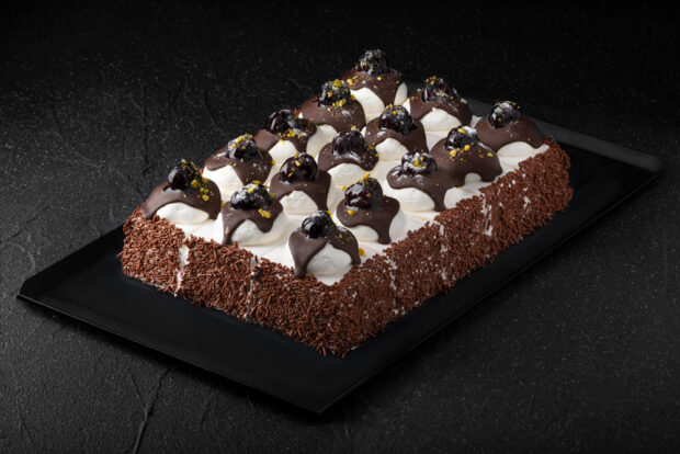 Plate mini black forest