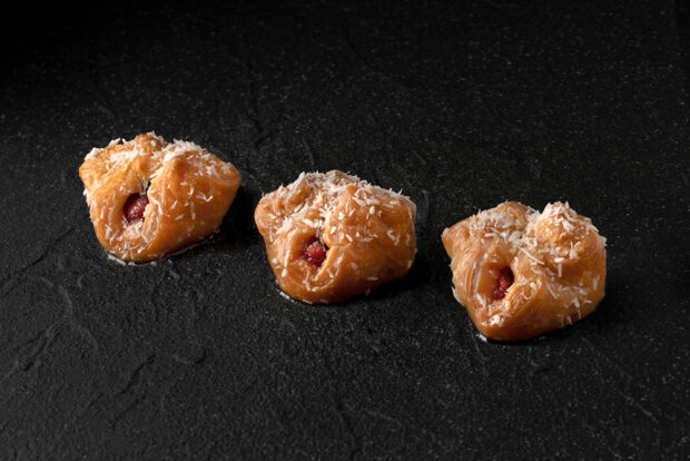 Puff pastry Cherry