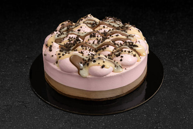 Lila pause ice cream cake